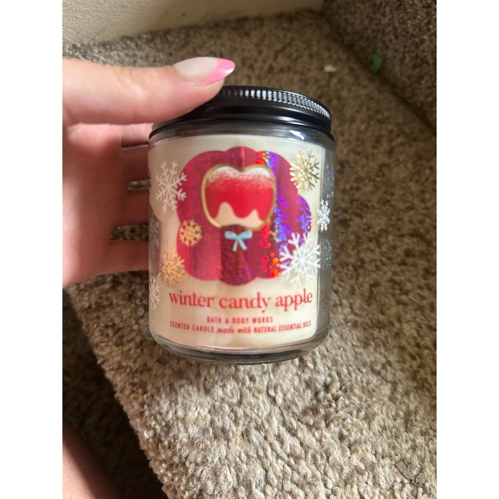 Winter candy apple candle